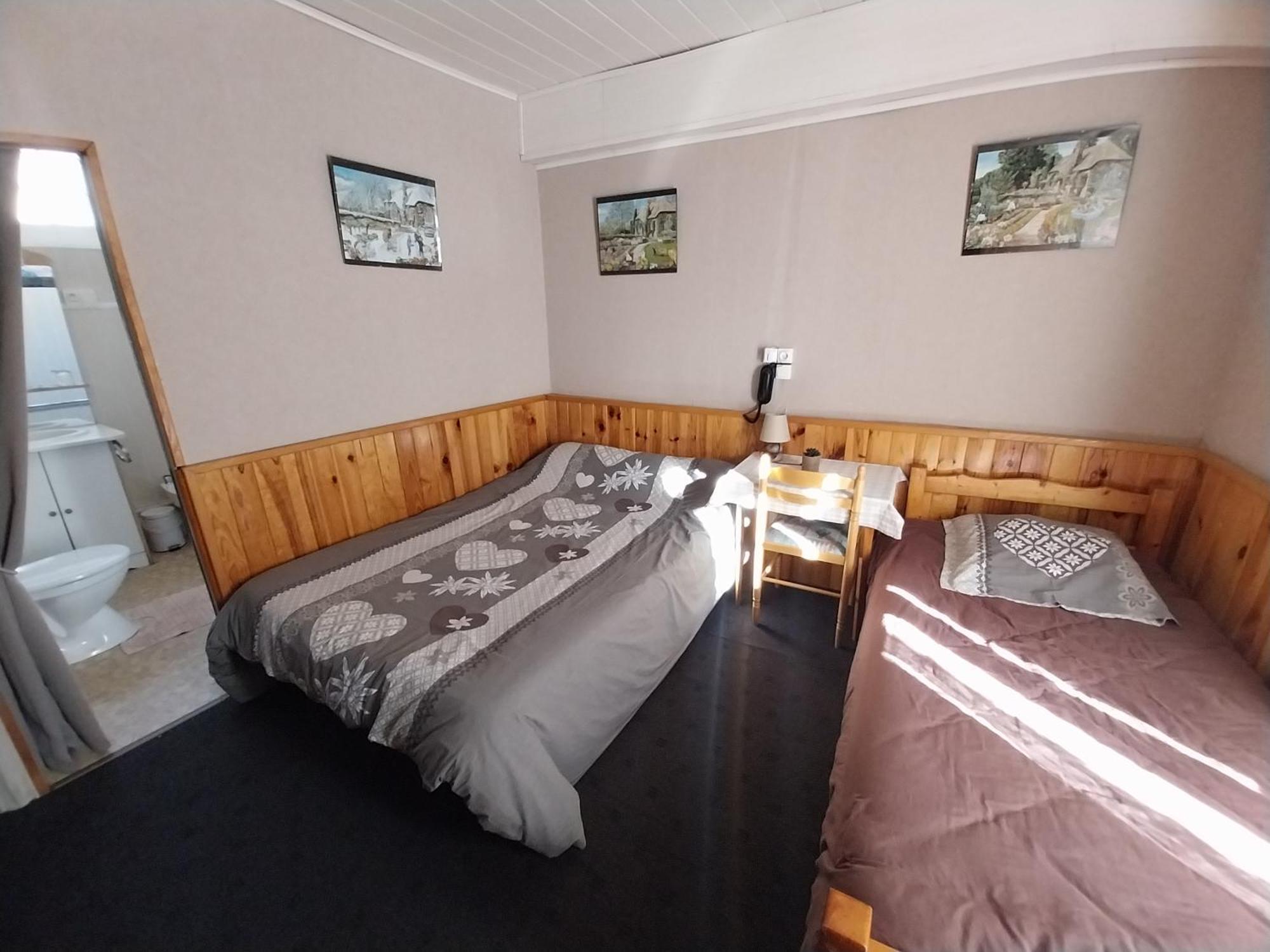 Hotel Les Deux Cols Sainte-Marie-de-Campan Dış mekan fotoğraf