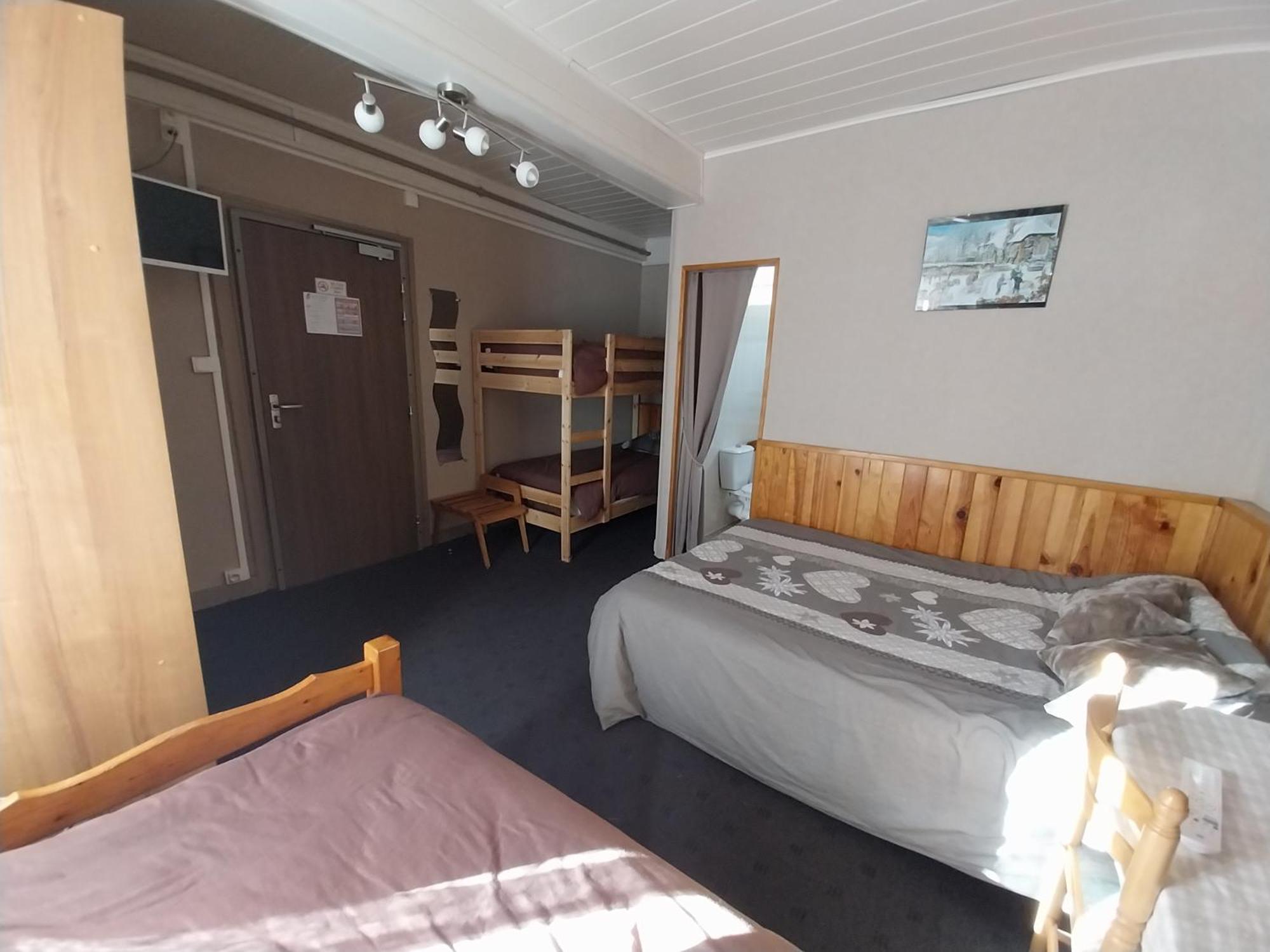 Hotel Les Deux Cols Sainte-Marie-de-Campan Dış mekan fotoğraf