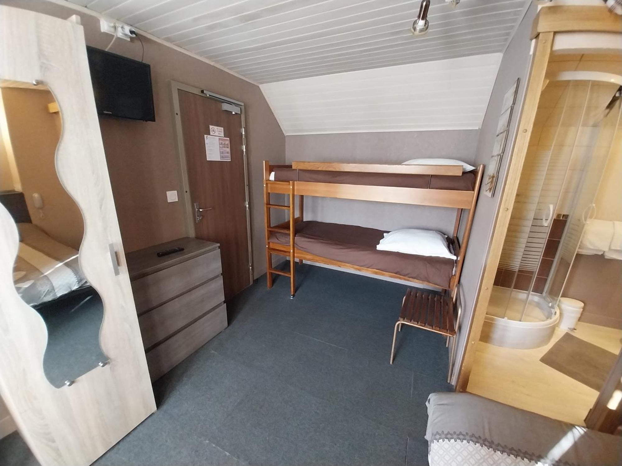 Hotel Les Deux Cols Sainte-Marie-de-Campan Dış mekan fotoğraf