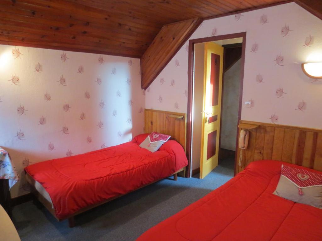 Hotel Les Deux Cols Sainte-Marie-de-Campan Oda fotoğraf