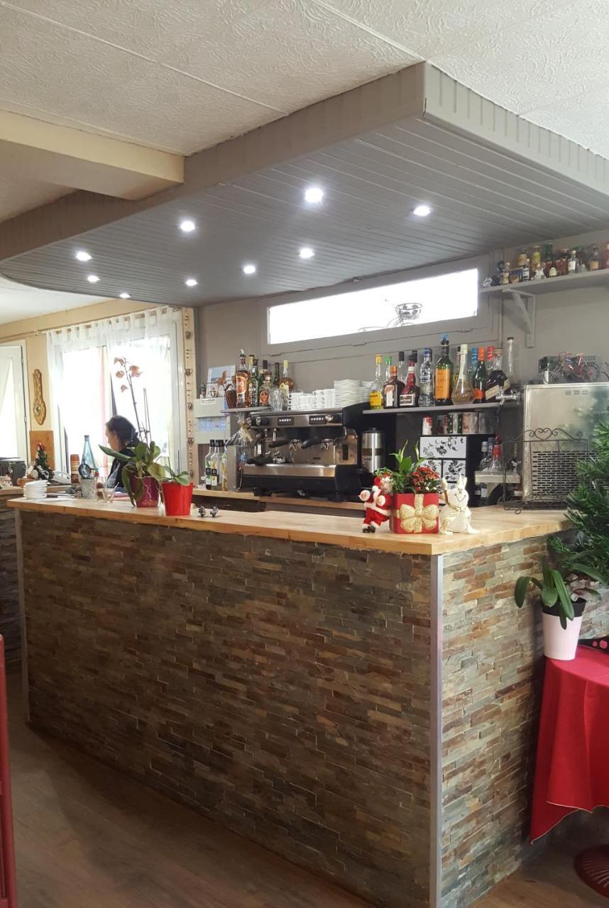 Hotel Les Deux Cols Sainte-Marie-de-Campan Dış mekan fotoğraf